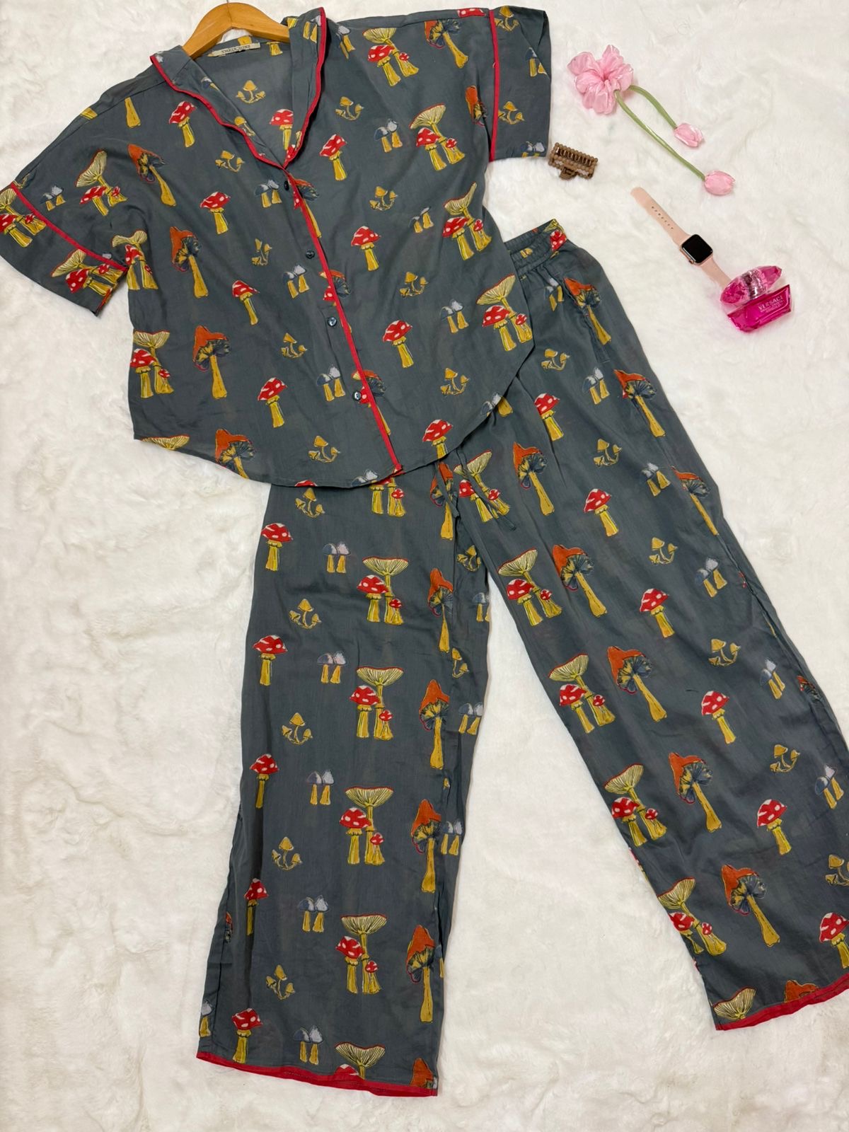 Night suit