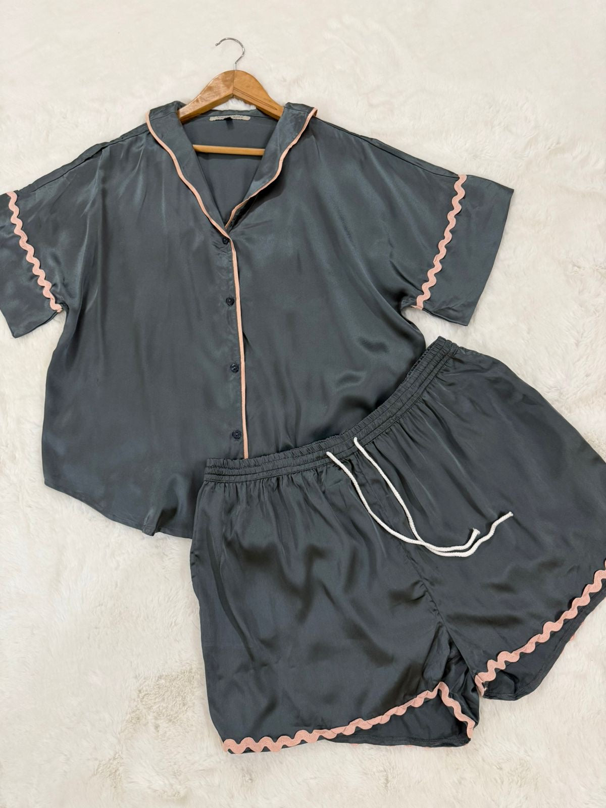 Night suit