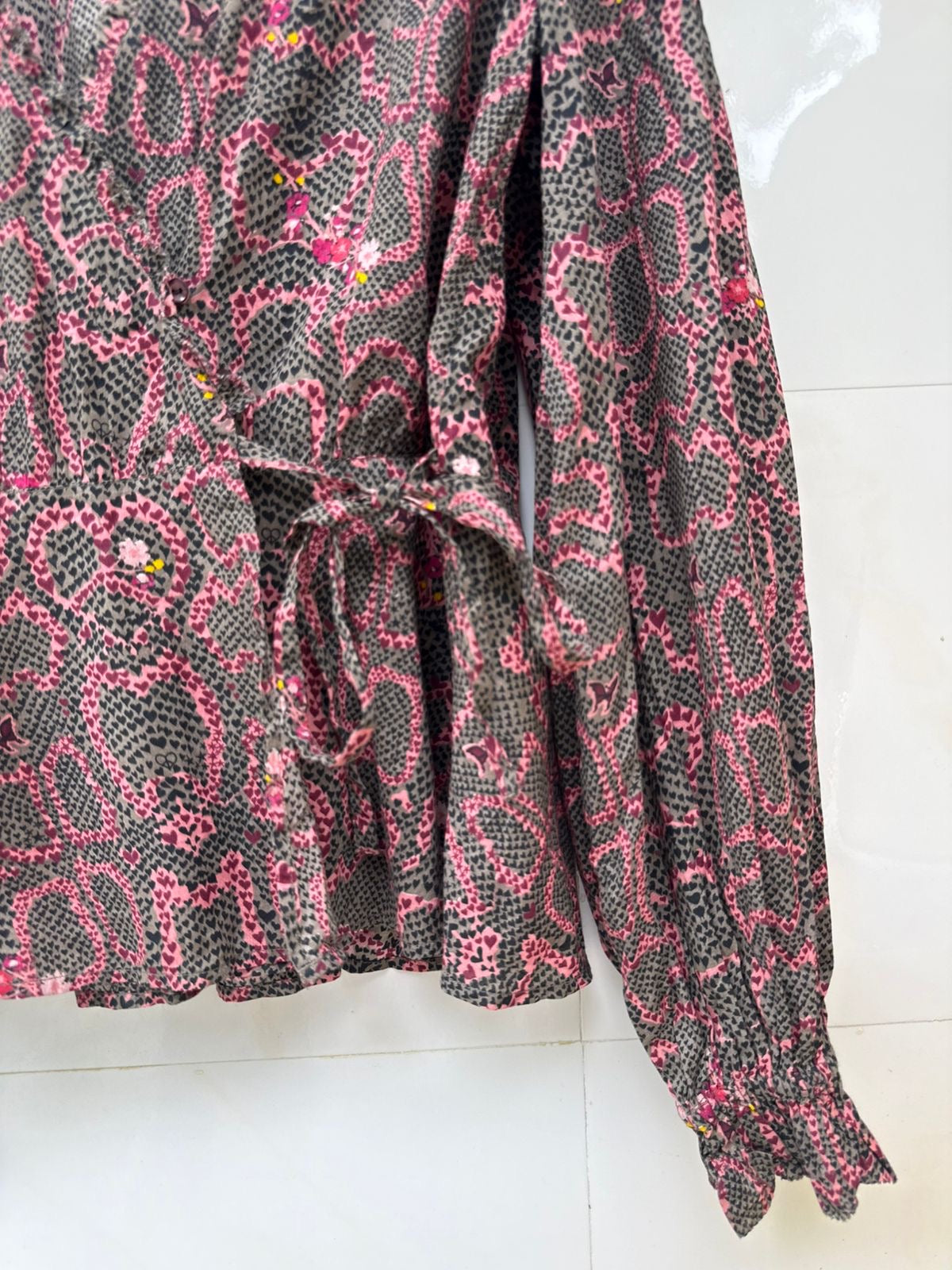 Wrap around top