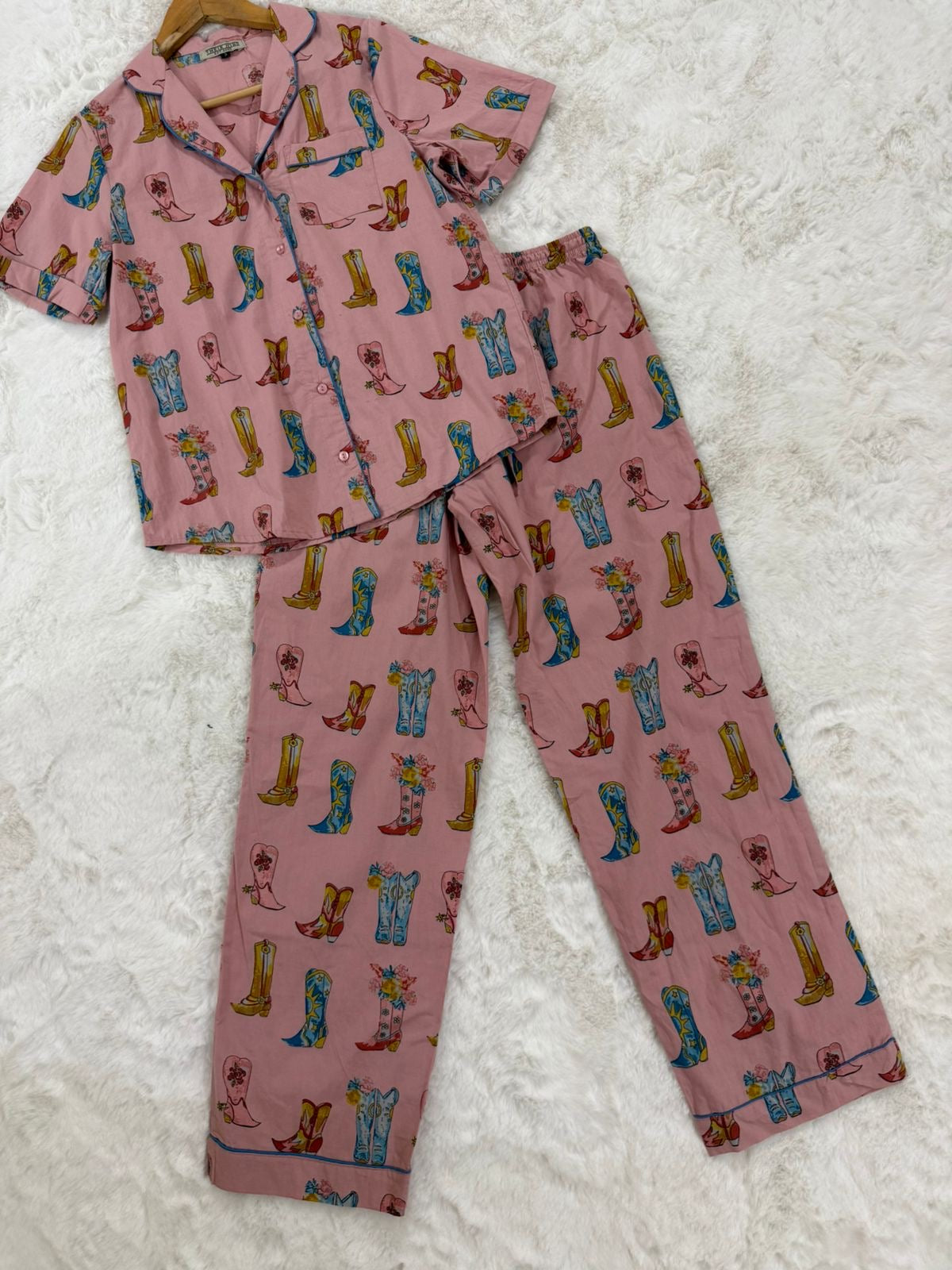 Night suit
