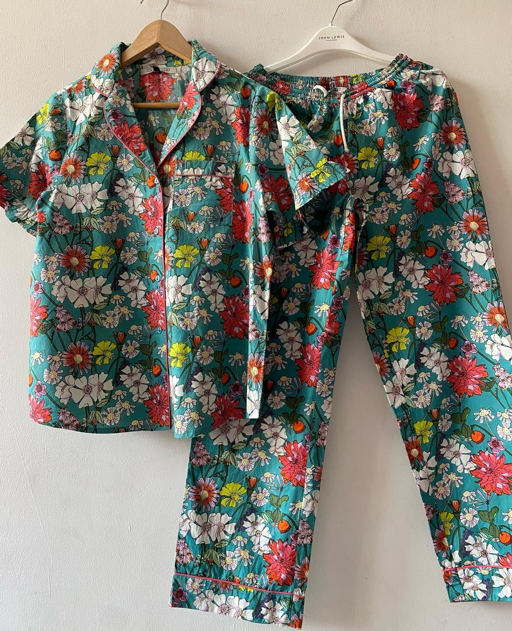 Night suit