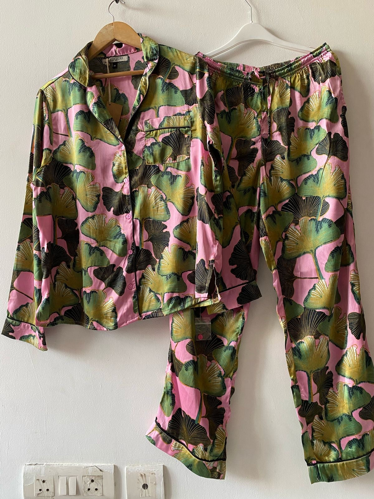 Night suit