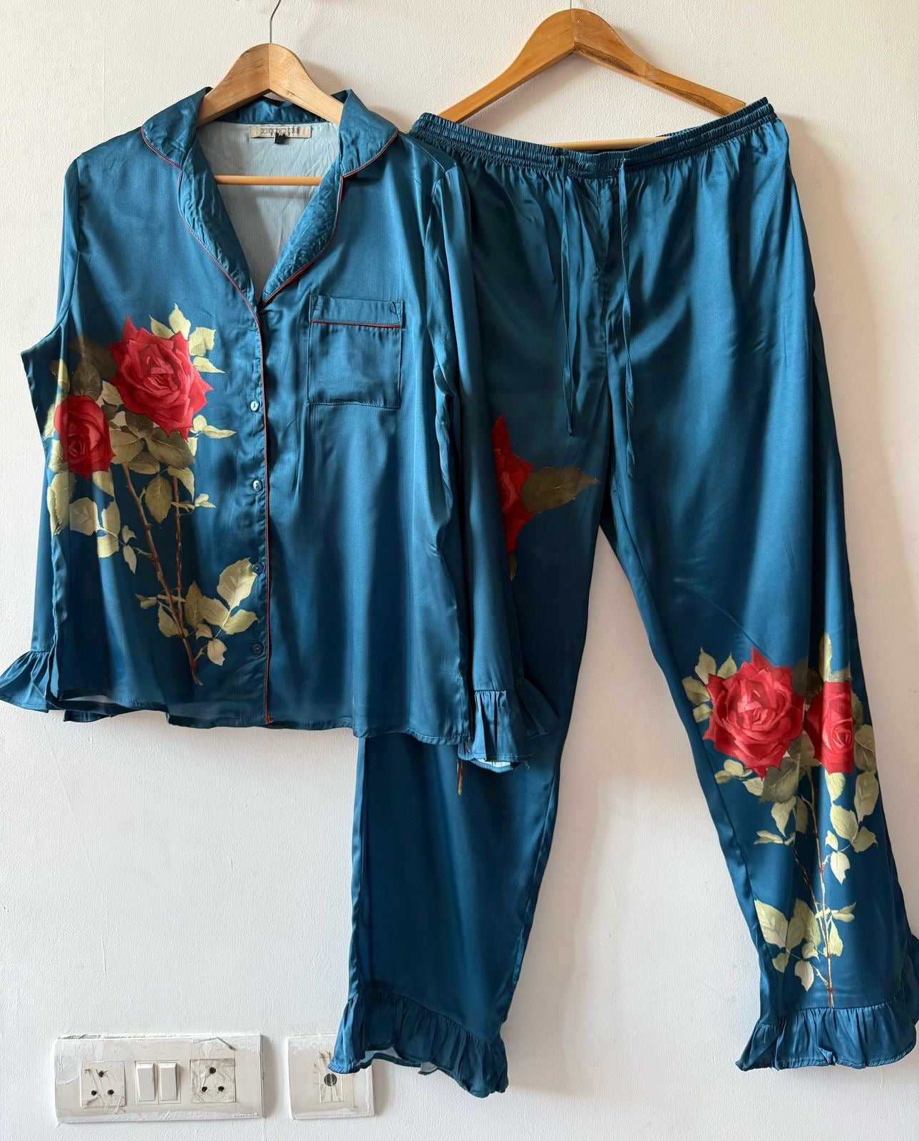 Night suit