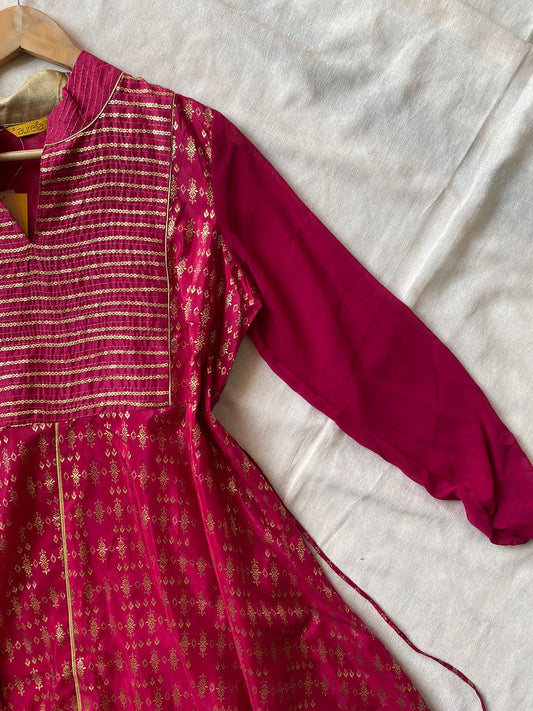 Meena Bazaar Orange Ethnic Motifs Printed Flared Sleeves Pure Georgette  Kaftan Kurti Price in India, Full Specifications & Offers | DTashion.com