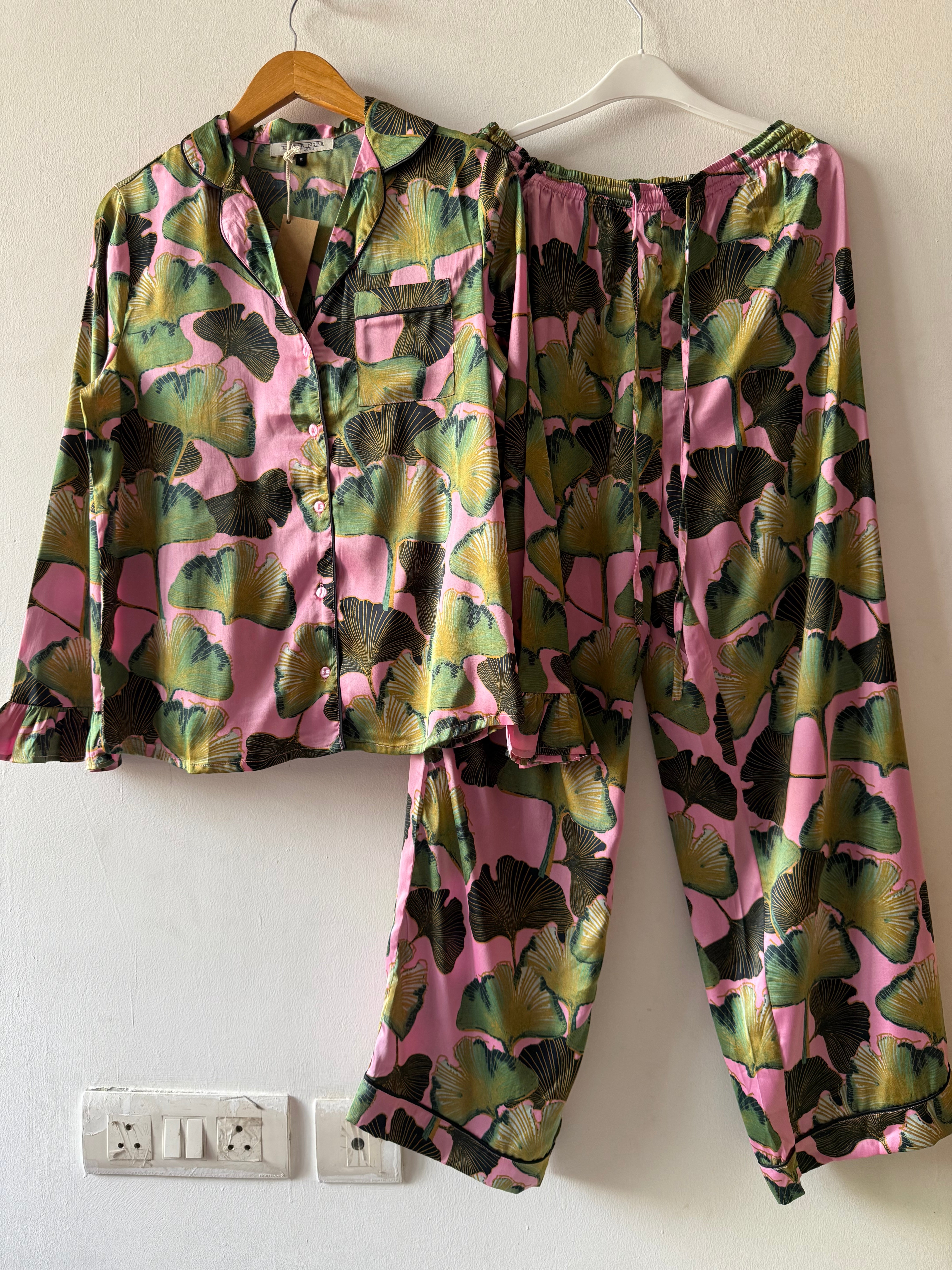 Night suit