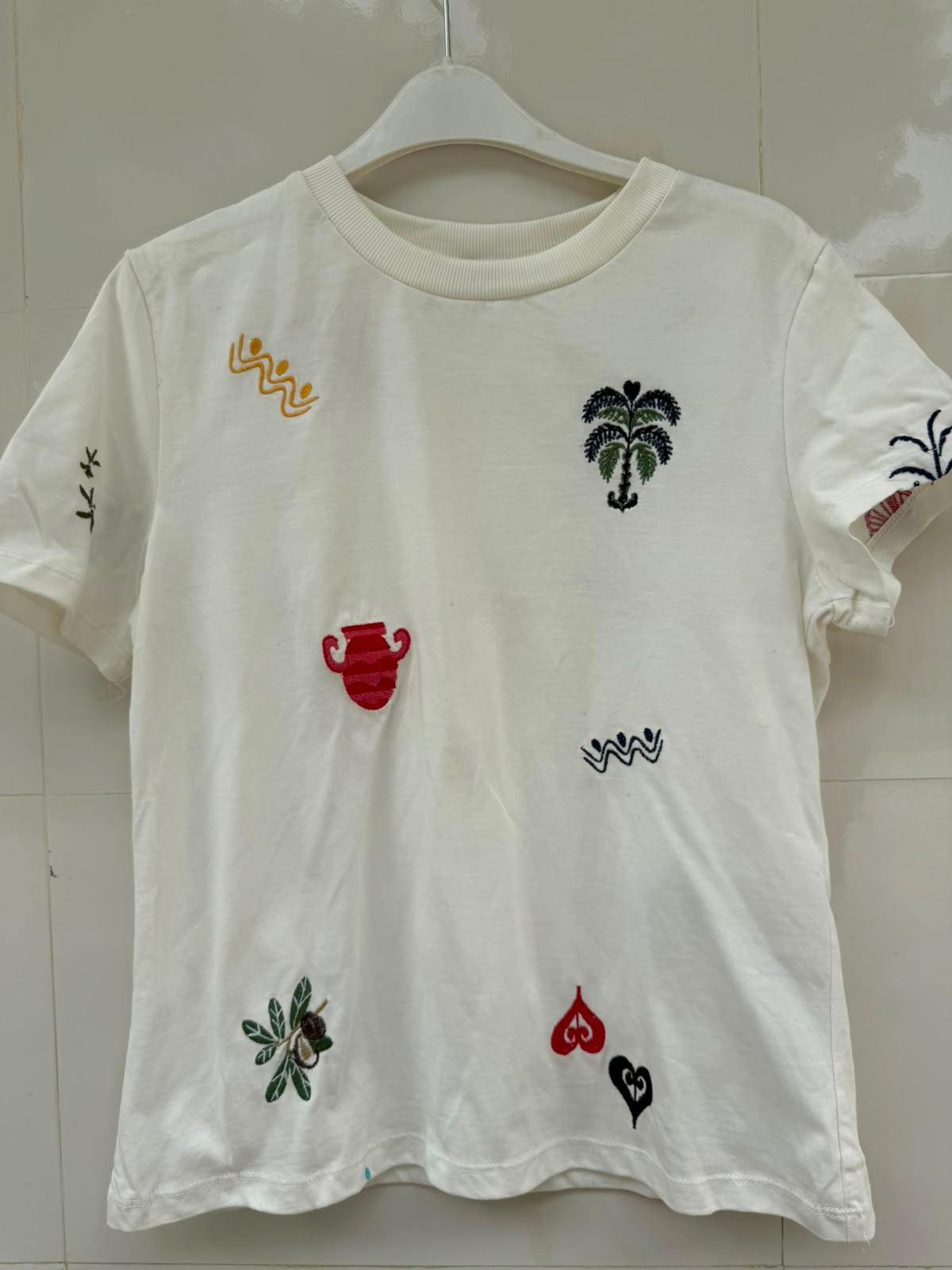 Tee