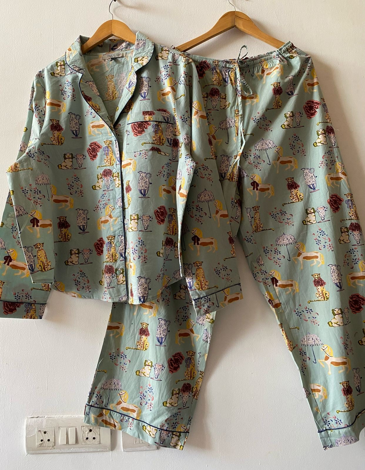 Night suit