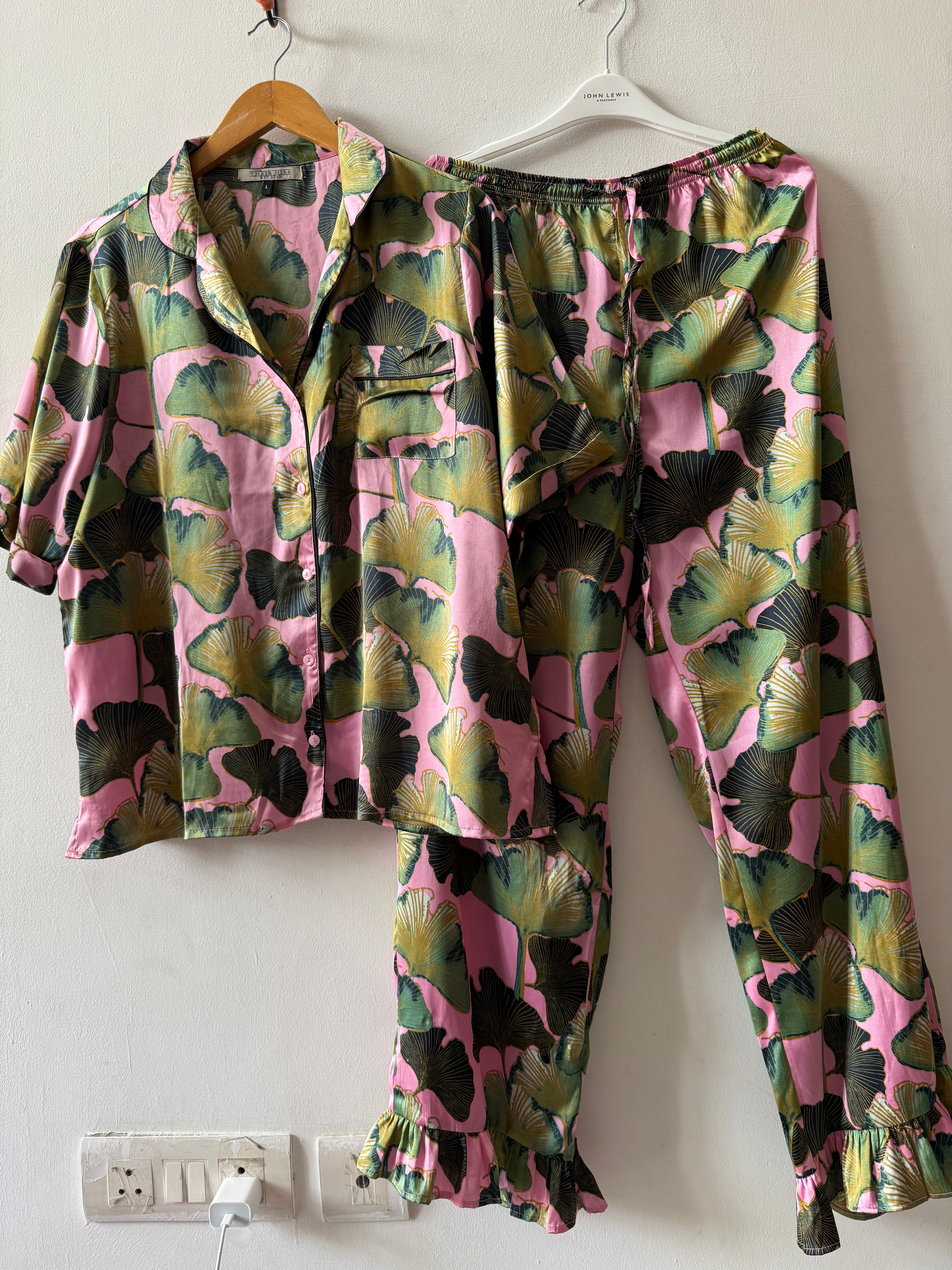 Night suit